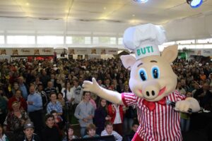 Buti e público do Salão Gastronômico